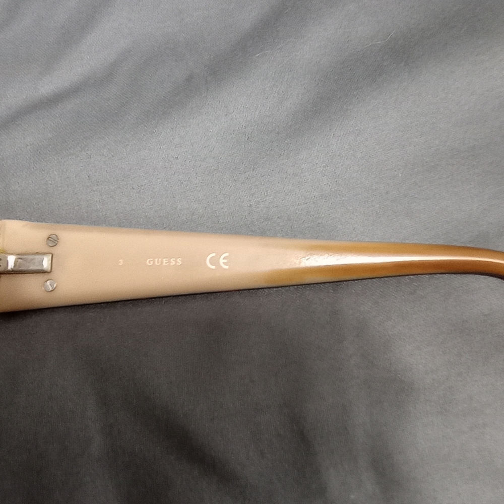 Guess Rx Sunglasses - Picture 4 of 4